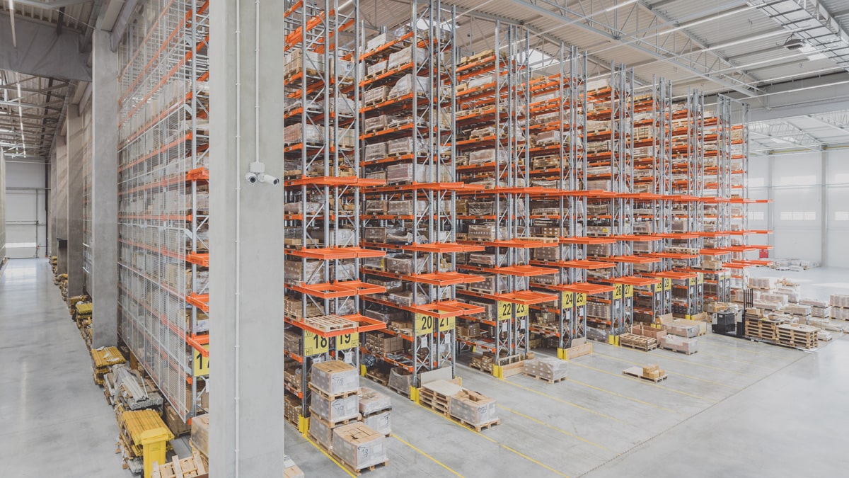 Regały wysokiego składowania