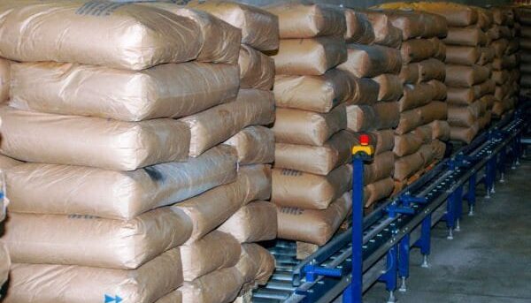 Jak składować w magazynie materiały sypkie?