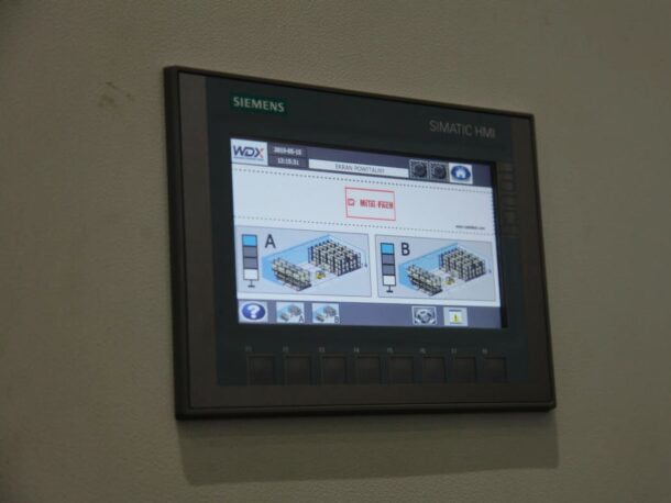 Urządzenia sterujące – panele i skrzynka