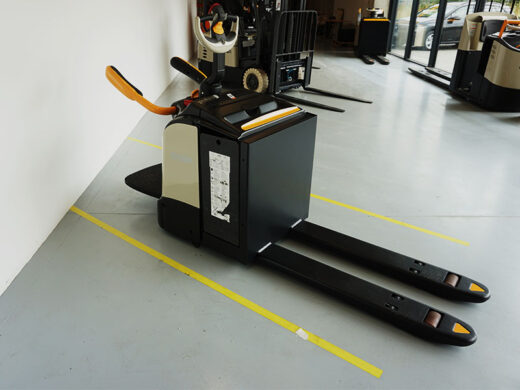 Wozek z podestem WT3040 4