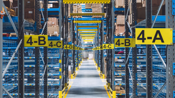 O opłatach za magazynowanie towaru