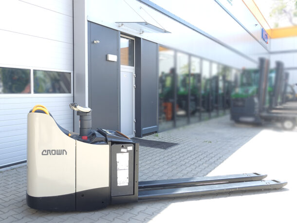 Używany wózek Crown WT 3040E-2.0