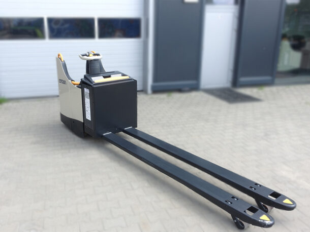 Używany wózek WT 3040E-2.0