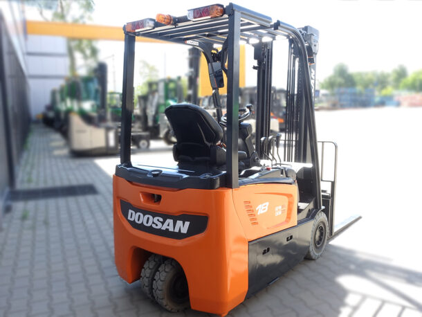 Używany wózek Doosan B18T-7 - tył