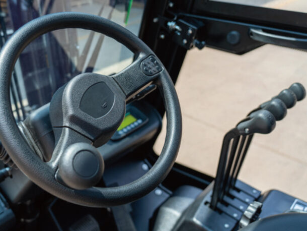 Sterowanie elektrycznym wózkiem trójkołowym Q-LIFT by WDX CPD TVL